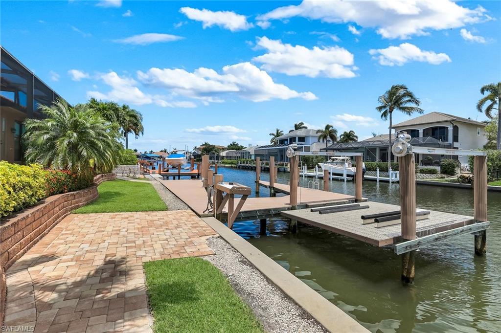 MARCO ISLAND - Residential