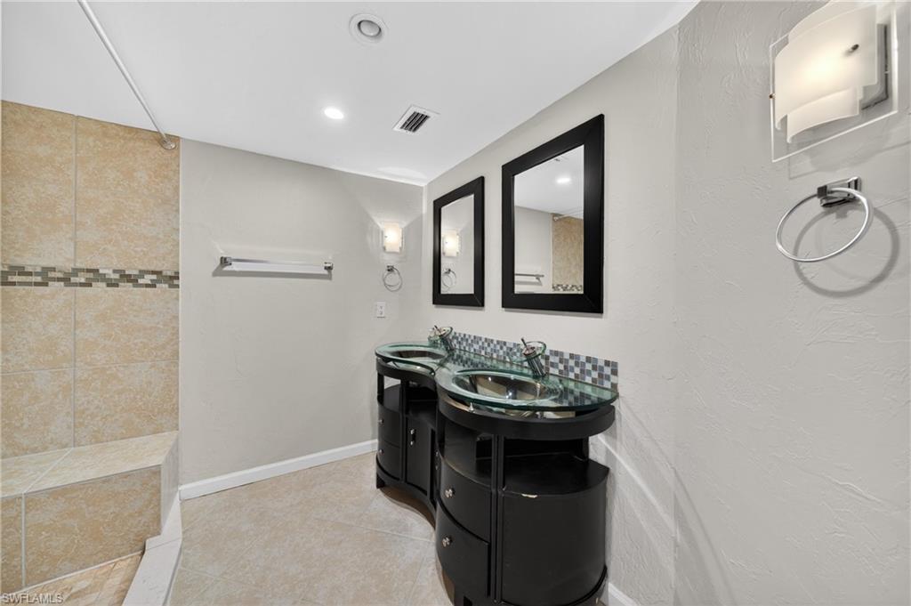 PORT CHARLOTTE - Residential
