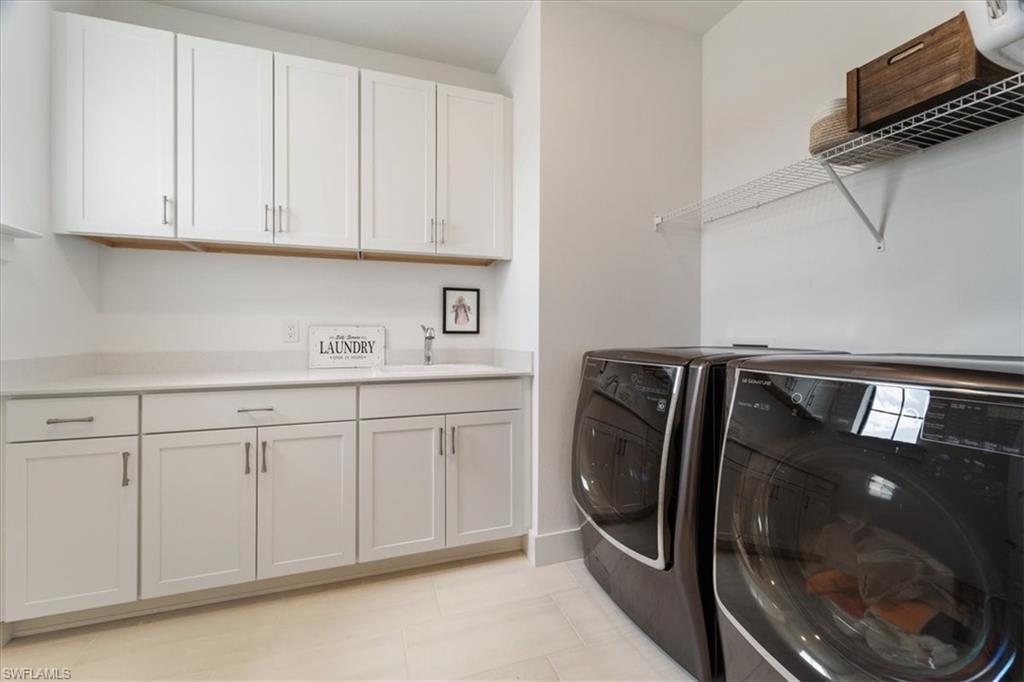 AVALON PARK - Residential