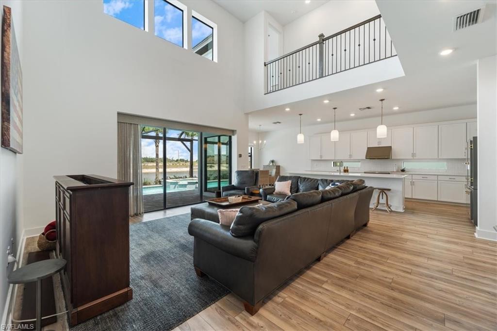 AVALON PARK - Residential