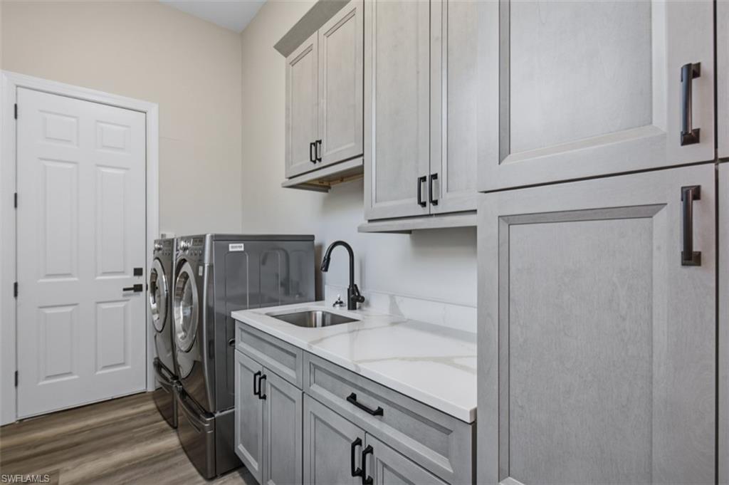 COTTAGES AT PELICAN LANDING - Residential