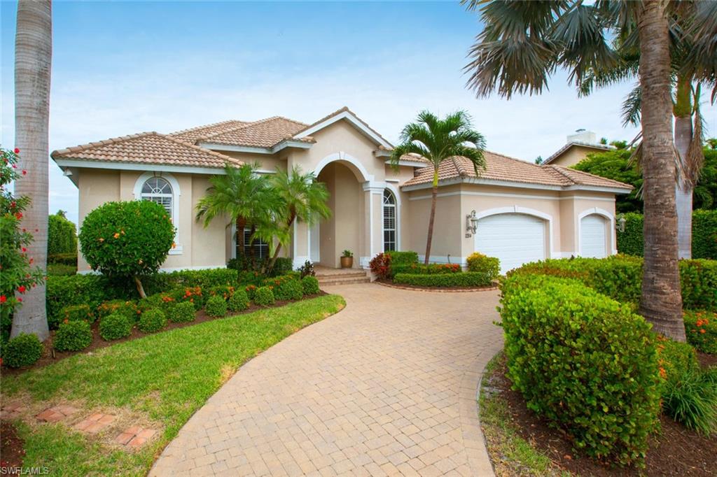 MARCO BEACH - Residential
