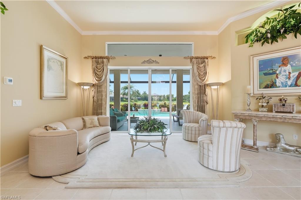 LONGSHORE LAKE - Residential