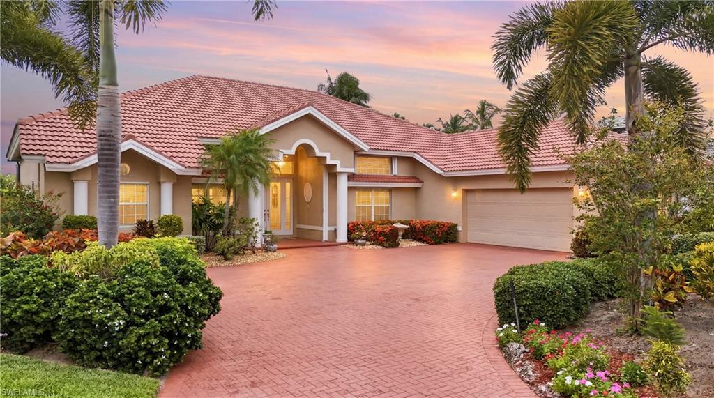 LONGSHORE LAKE - Residential