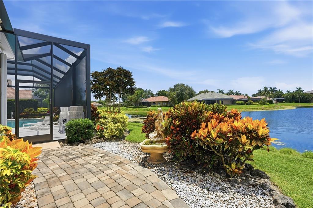 LONGSHORE LAKE - Residential