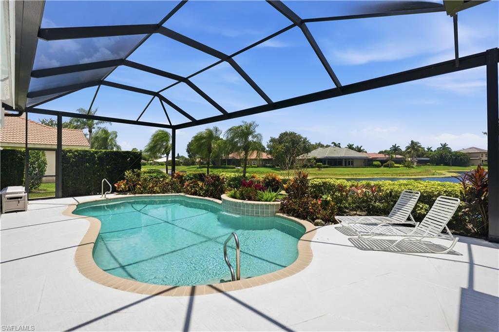 LONGSHORE LAKE - Residential