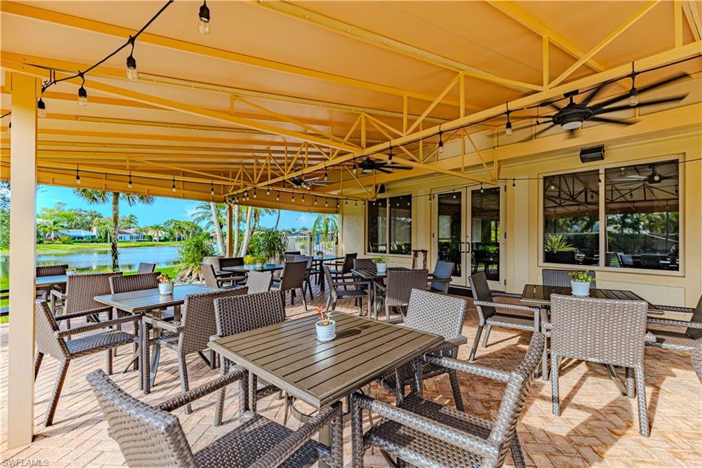 LONGSHORE LAKE - Residential