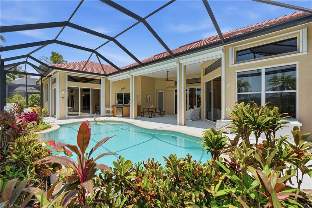 LONGSHORE LAKE - Residential