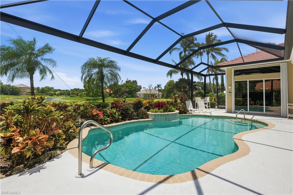 LONGSHORE LAKE - Residential