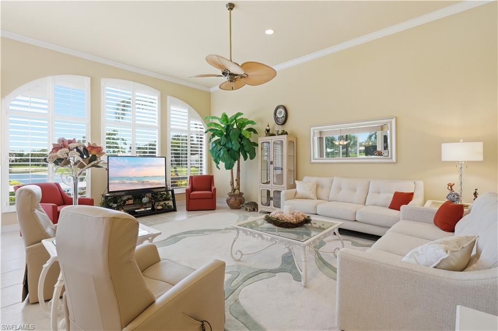 LONGSHORE LAKE - Residential