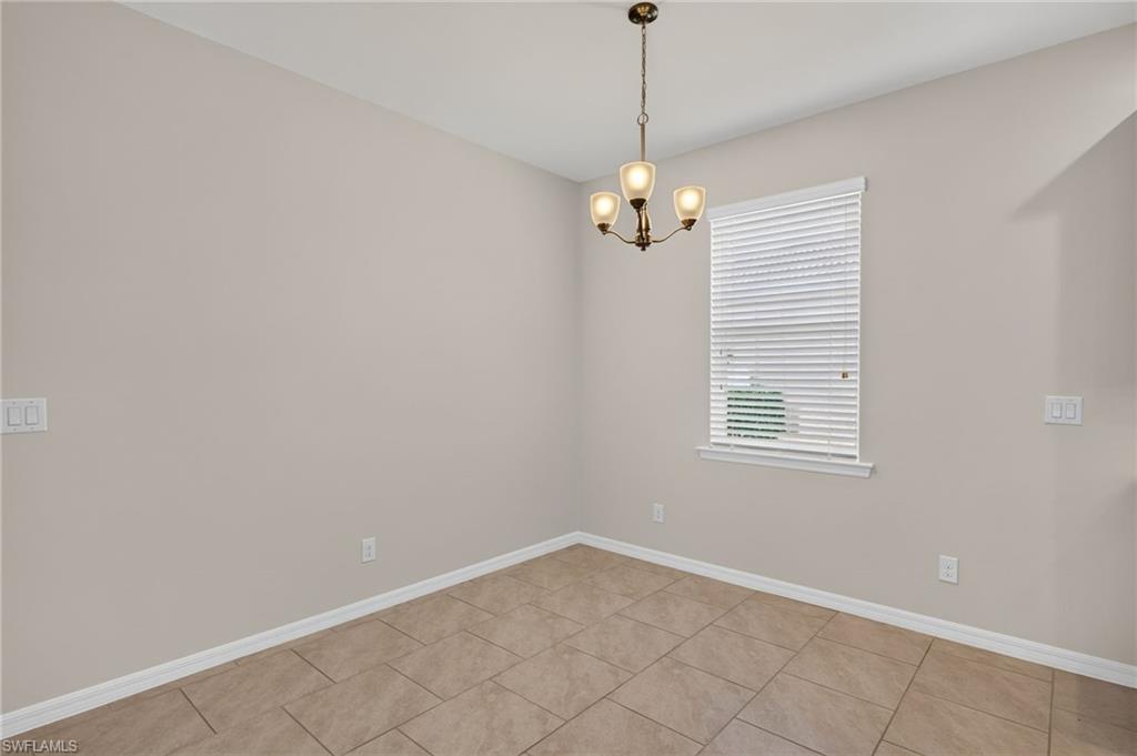 SUNSET POINTE - Residential