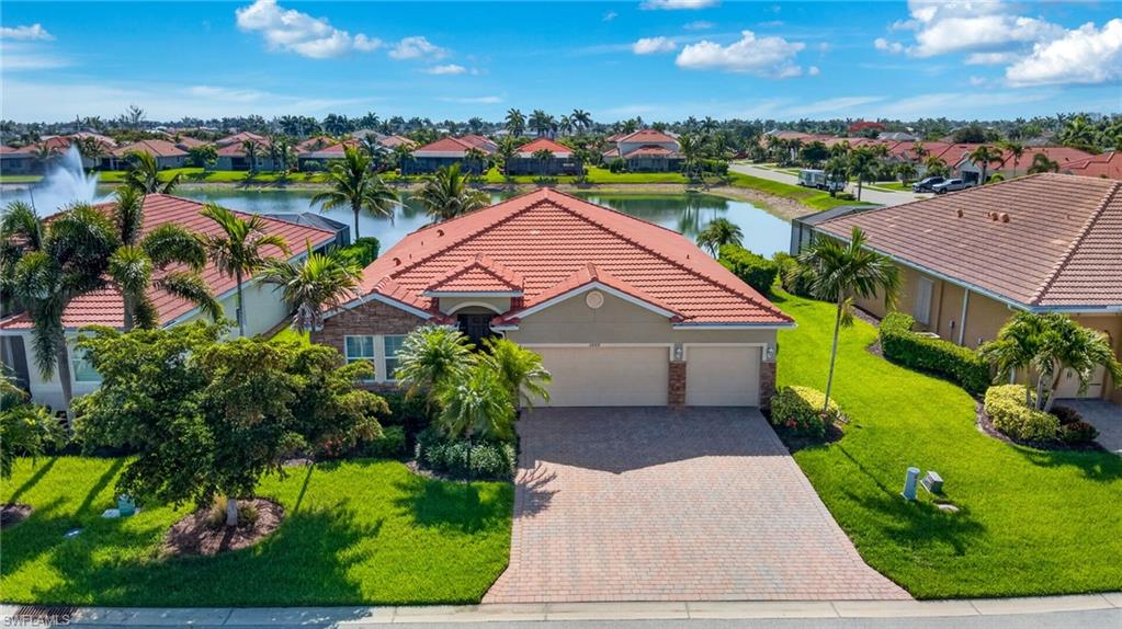 SUNSET POINTE - Residential