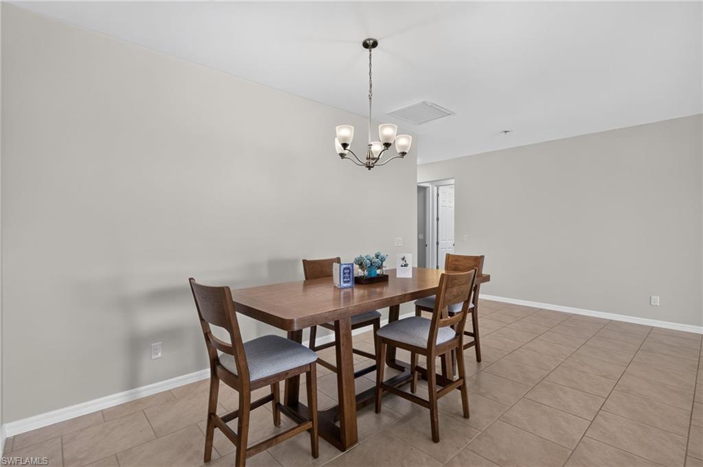 SUNSET POINTE - Residential