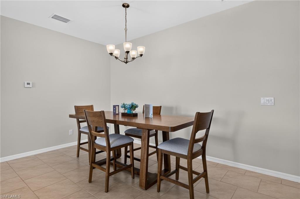 SUNSET POINTE - Residential