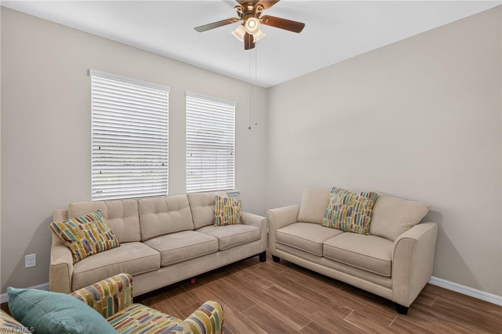 SUNSET POINTE - Residential