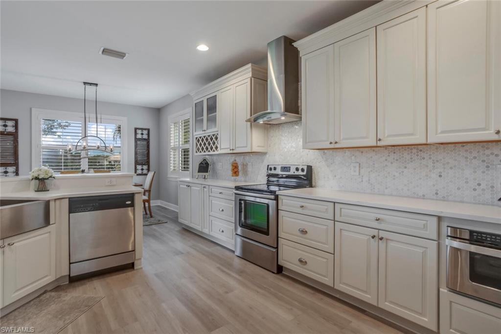 EMERSON SQUARE - Residential