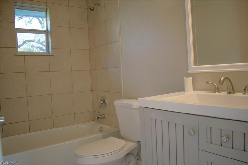 FORT MYERS SHORES - Residential