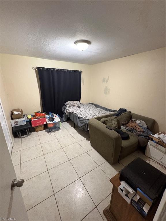 SAN CARLOS PARK - Residential Income