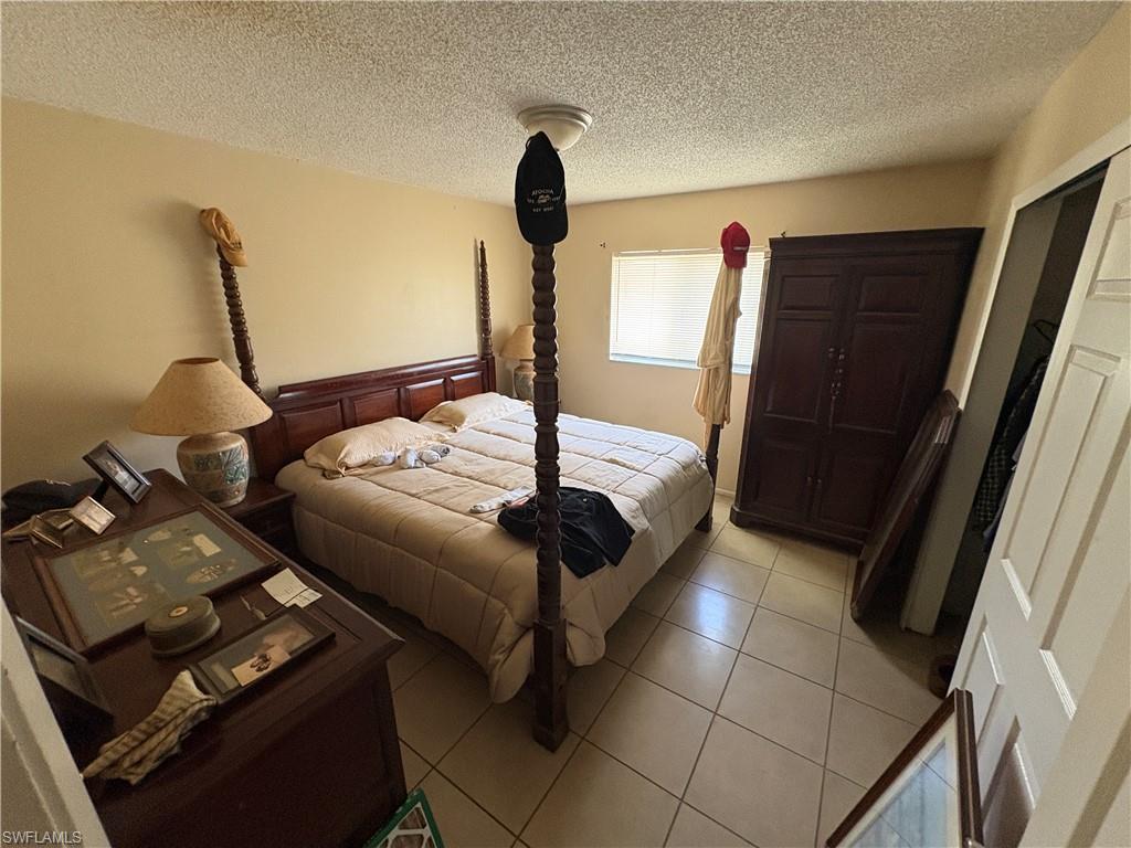 SAN CARLOS PARK - Residential Income