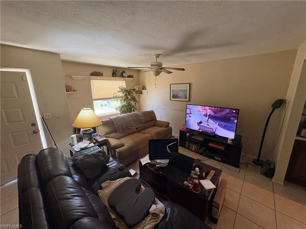 SAN CARLOS PARK - Residential Income
