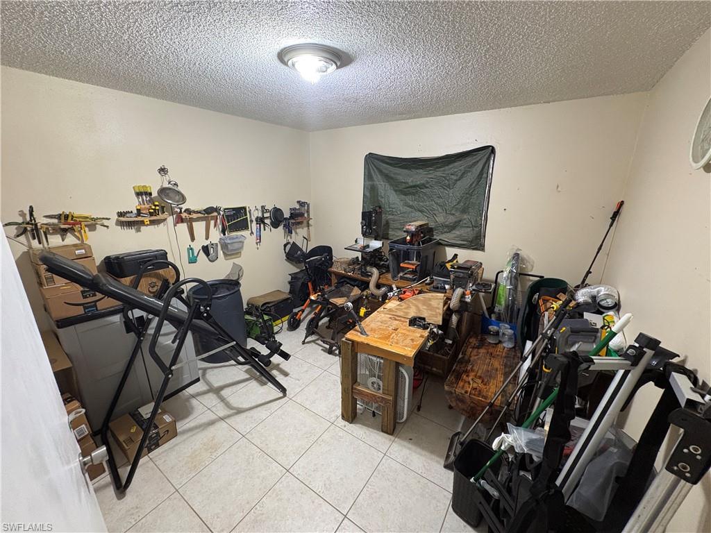 SAN CARLOS PARK - Residential Income