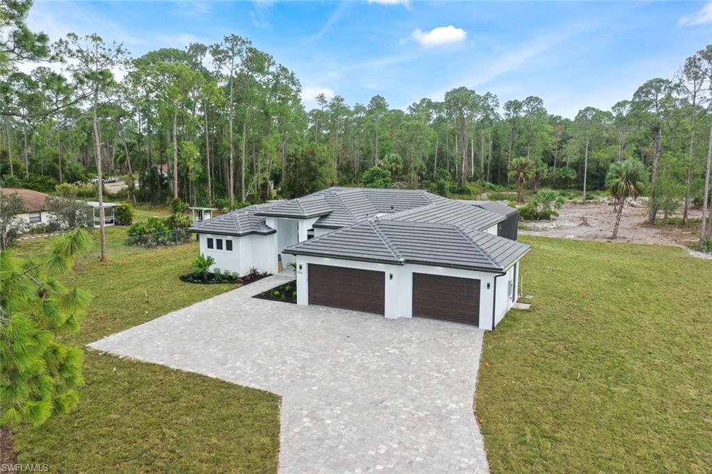 GOLDEN GATE ESTATES - Residential