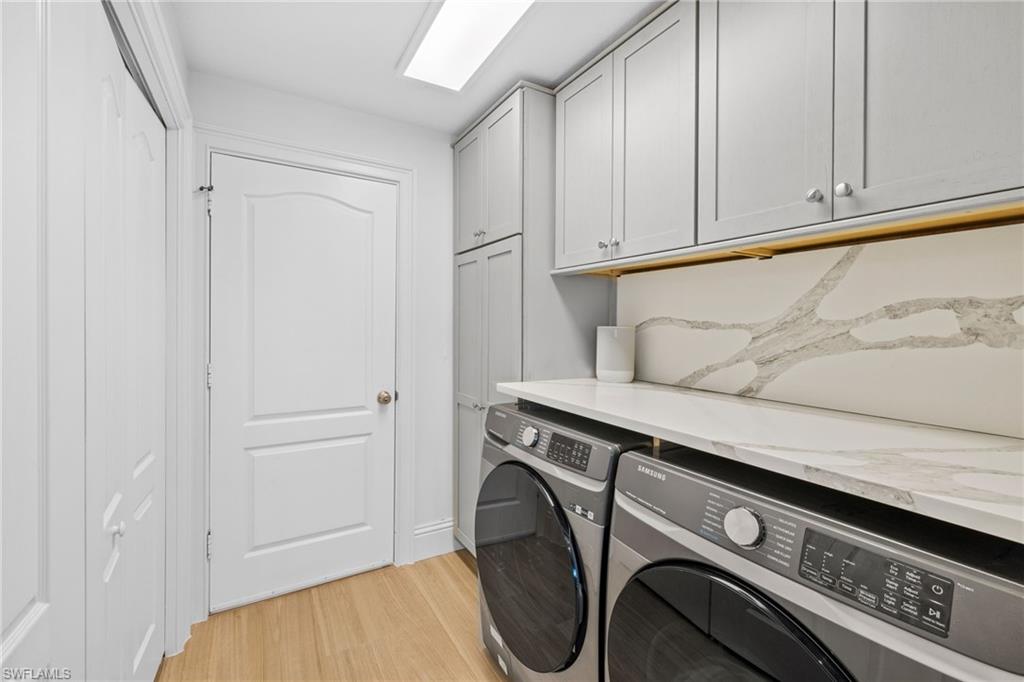 BRIARWOOD - Residential