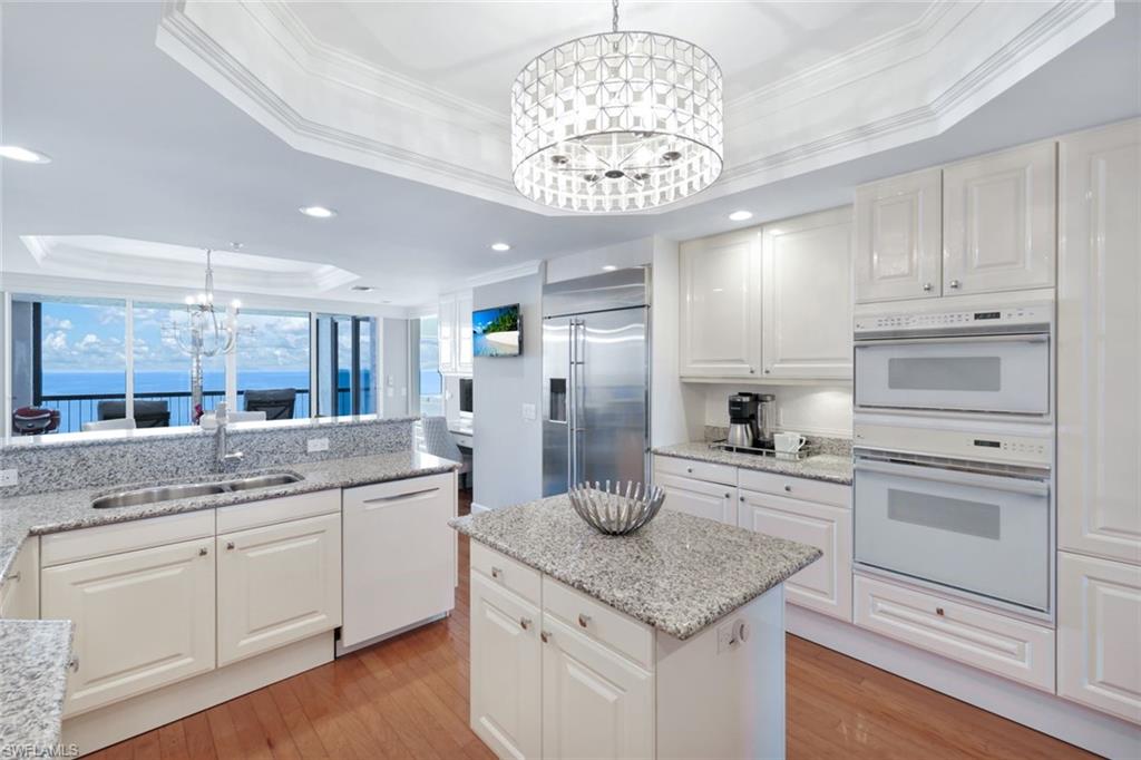 BILTMORE AT BAY COLONY - Residential