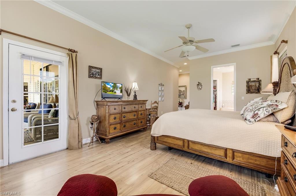 VILLAGE OF INDIAN CREEK - Residential