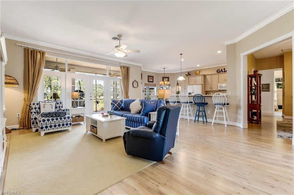 VILLAGE OF INDIAN CREEK - Residential