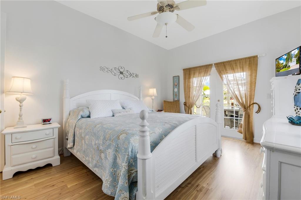 VILLAGE OF INDIAN CREEK - Residential