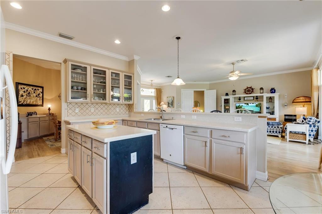VILLAGE OF INDIAN CREEK - Residential