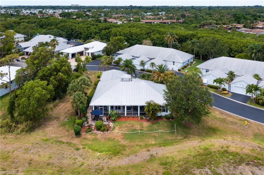 VILLAGE OF INDIAN CREEK - Residential