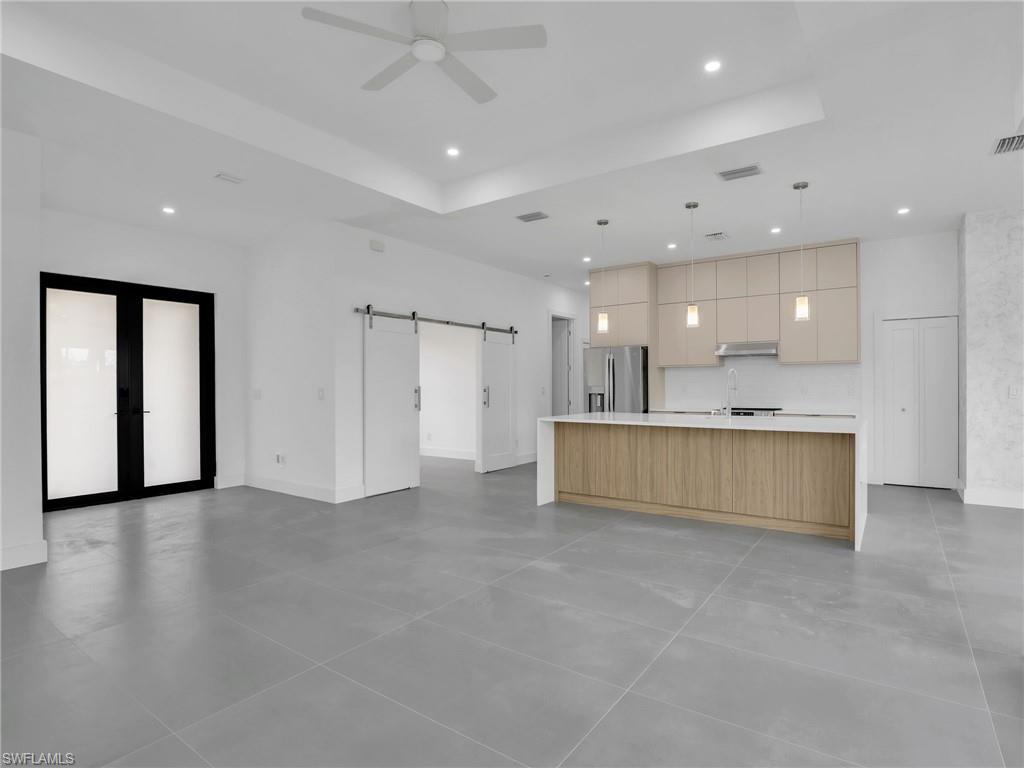 PORT CHARLOTTE - Residential