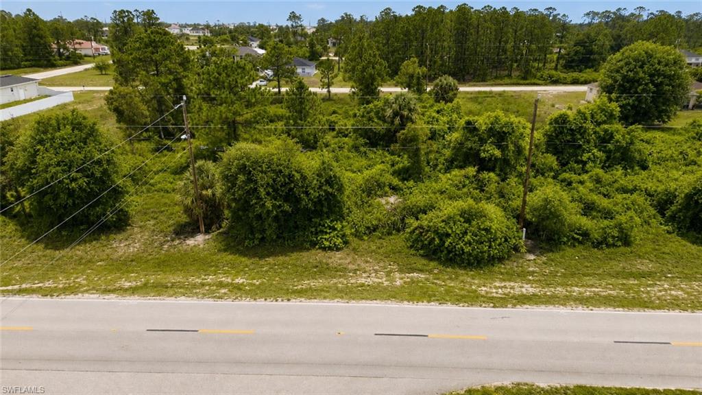 Build your dream home on this nearly 1/4-acre residential homesite located in the growing community of Lehigh Acres! Situated at 724 Jaguar Blvd, this spacious vacant lot offers an excellent opportunity for homeowners, builders, and investors alike.
Nestled in an area of newer homes with easy access to shopping, dining, schools, parks, and major roadways, this property provides the perfect balance of privacy and convenience. Enjoy the freedom to design and build the home that fits your lifestyle while taking advantage of the continued growth and development throughout Southwest Florida.
Conveniently located just a short drive from Southwest Florida International Airport (RSW), this property offers easy access for travelers and seasonal residents. Gulf Coast beaches, spring training facilities, golf courses, and all the attractions of Fort Myers and the surrounding area are within reach.
Don't miss this opportunity to secure a prime piece of Florida land and bring your vision to life. Whether you're planning a primary residence, seasonal getaway, or investment property, this lot is ready for your future plans.