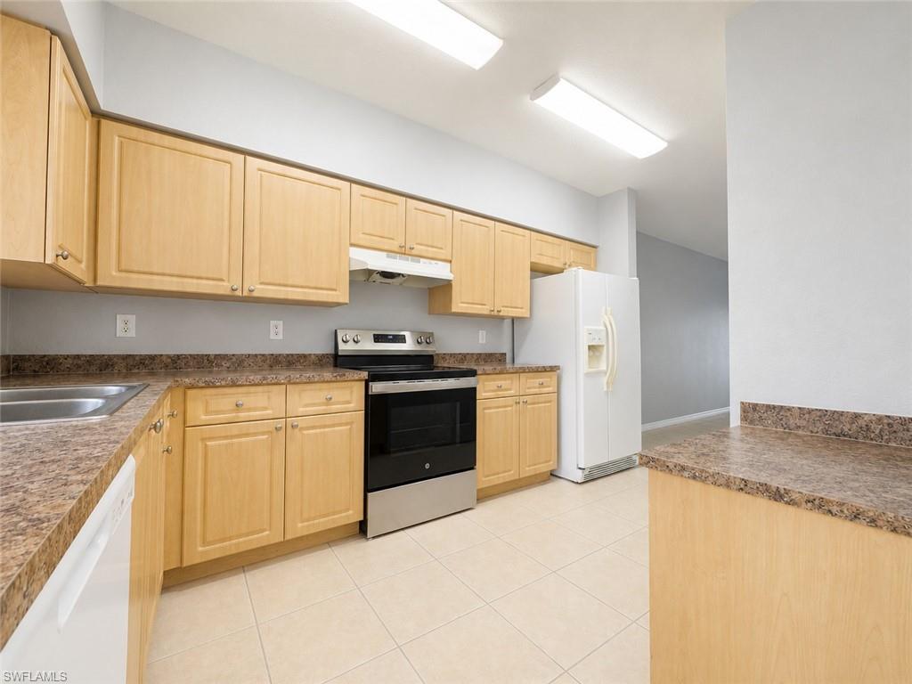 CAPE CORAL - Residential Lease