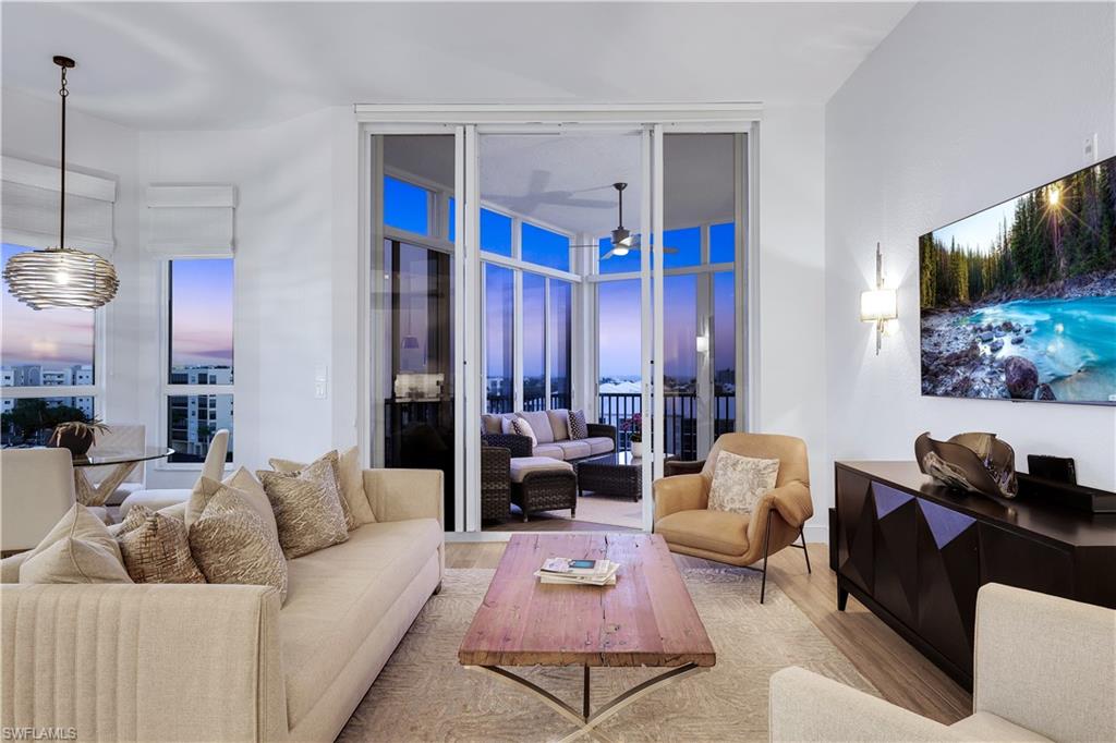 PALM HARBOR CLUB - Residential