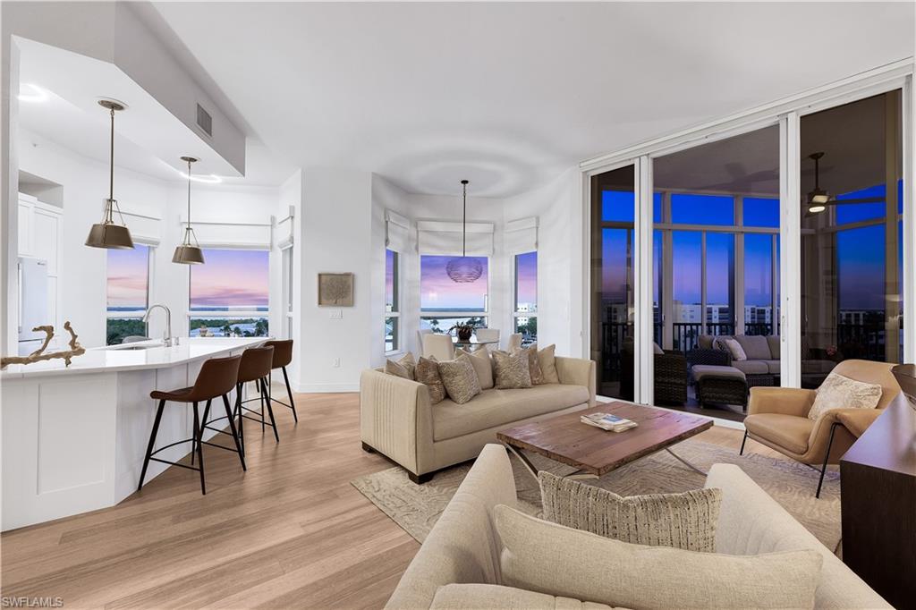 PALM HARBOR CLUB - Residential