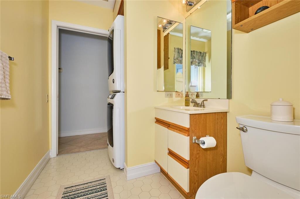 FIDDLESTICKS COUNTRY CLUB - Residential