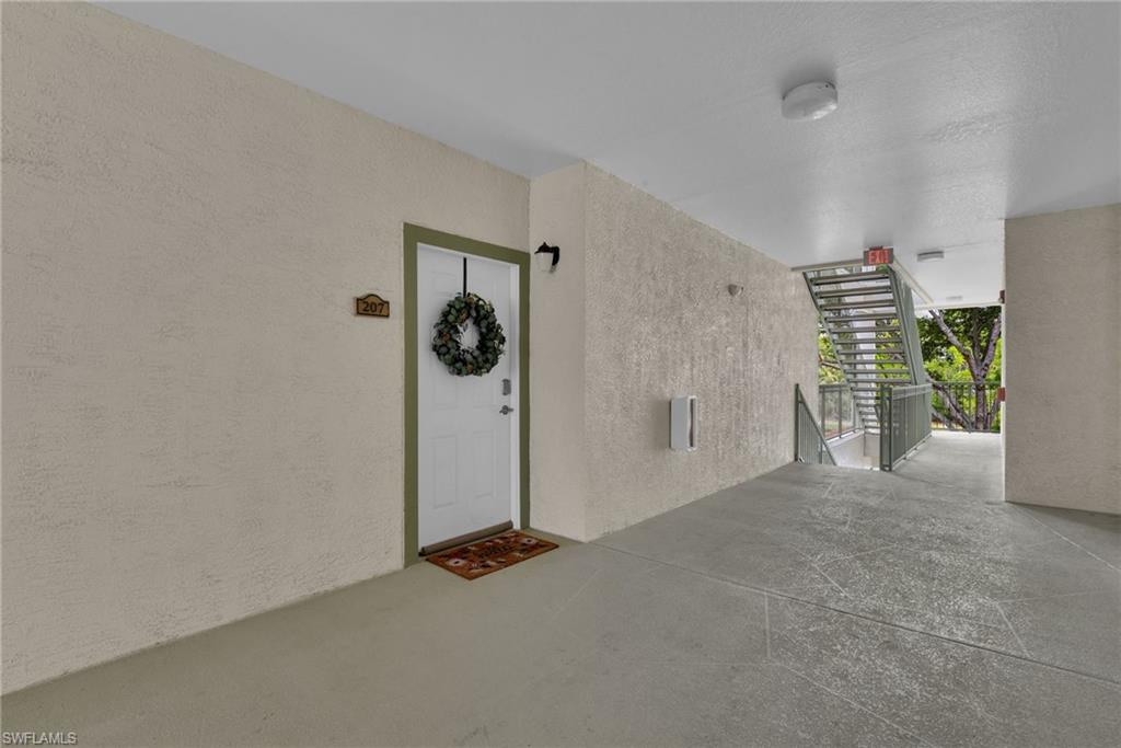 THE TIDES AT PELICAN LANDING - Residential