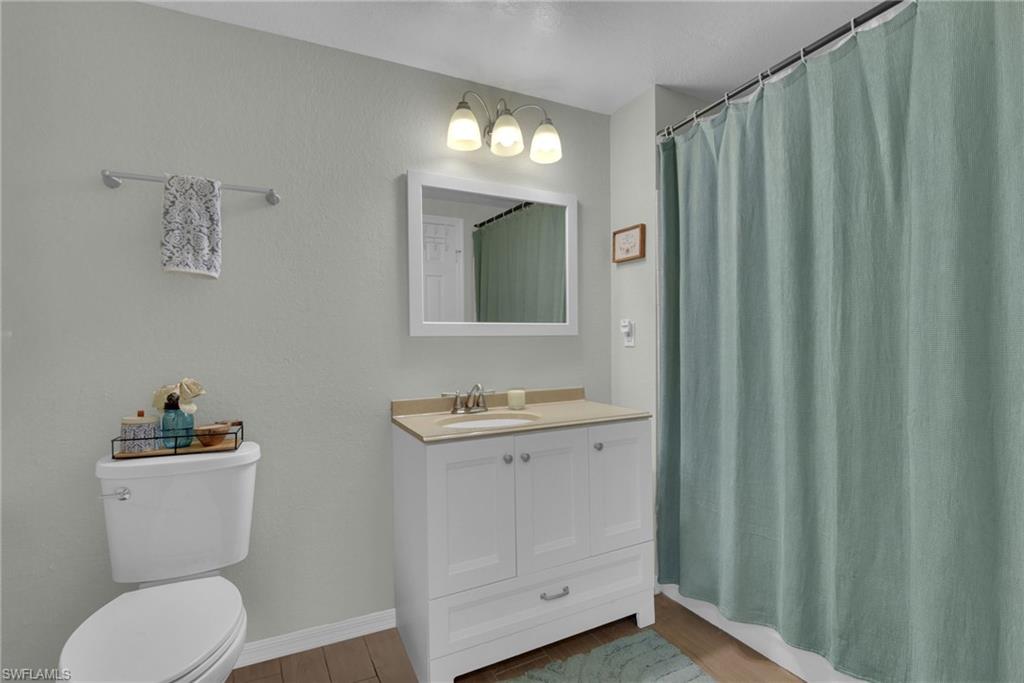 THE TIDES AT PELICAN LANDING - Residential