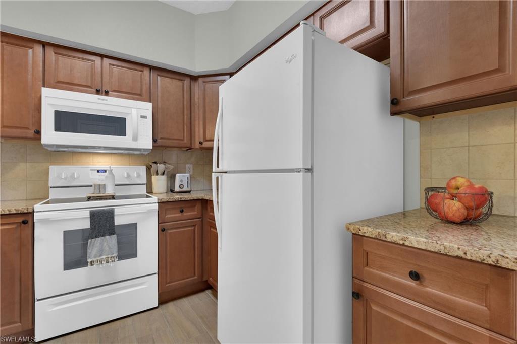 THE TIDES AT PELICAN LANDING - Residential