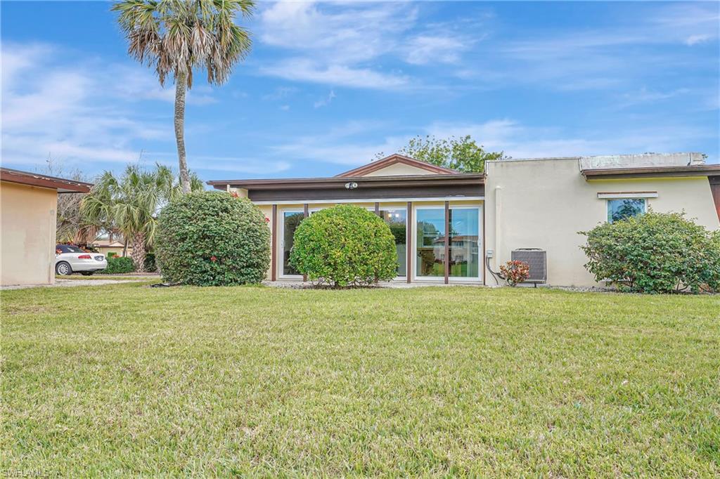 LAKEWOOD VILLAS - Residential