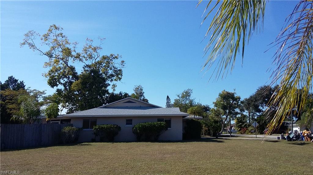 FORT MYERS SHORES - Residential