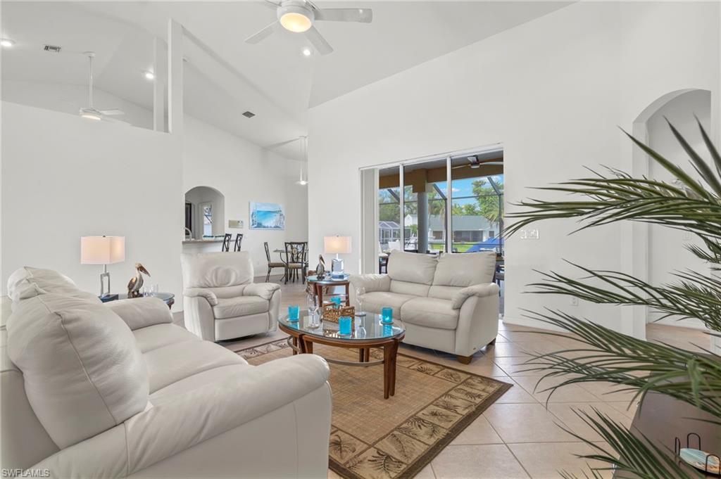 CAPE CORAL - Residential Lease