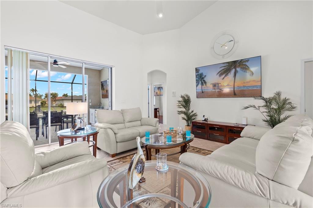 CAPE CORAL - Residential Lease