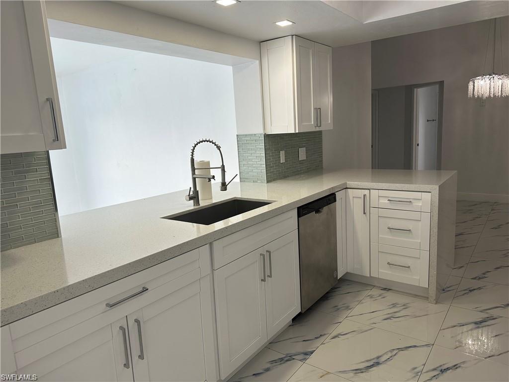COUNTRY CLUB ESTATES - Residential Lease