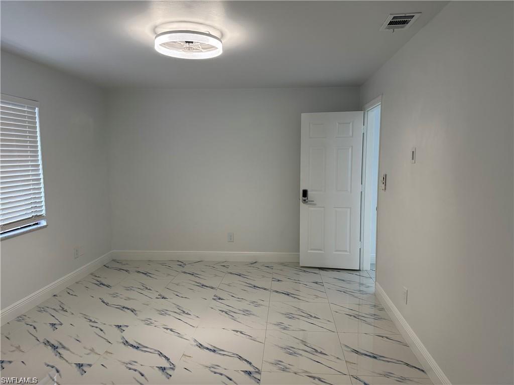 COUNTRY CLUB ESTATES - Residential Lease
