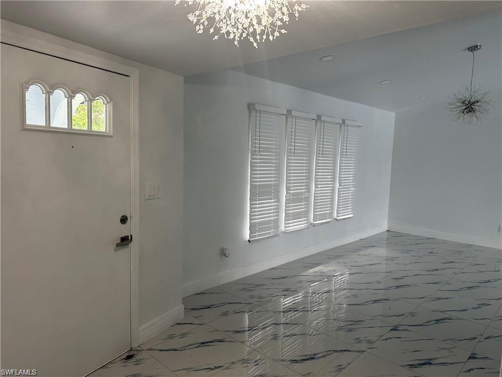 COUNTRY CLUB ESTATES - Residential Lease