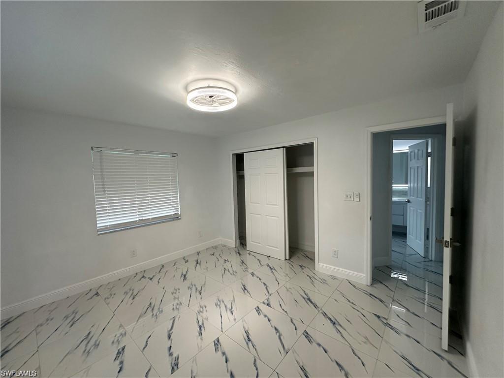 COUNTRY CLUB ESTATES - Residential Lease